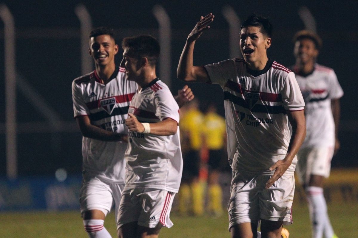 São Paulo x Palmeiras: veja onde assistir AO VIVO e de GRAÇA!