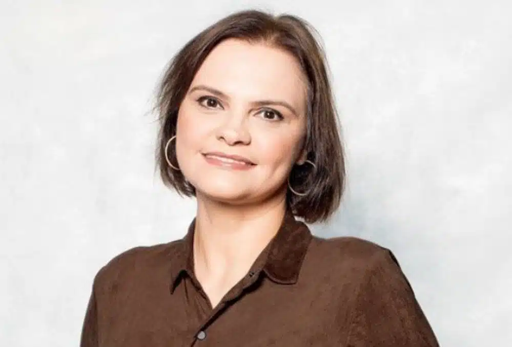 Quem é o autor da novela além da ilusão