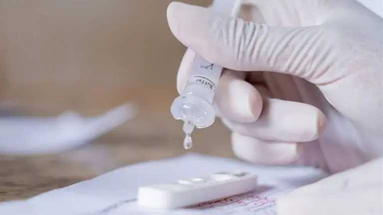 Autoteste de Covid: como funciona e quando usar?