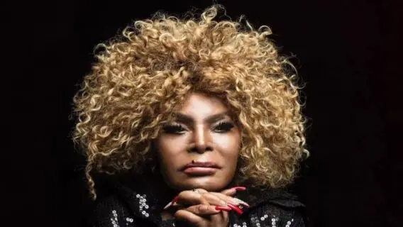 Elza Soares músicas: relembre a carreira da cantora