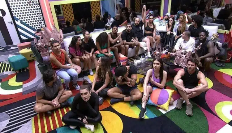 que horas começa o bbb 22 hoje