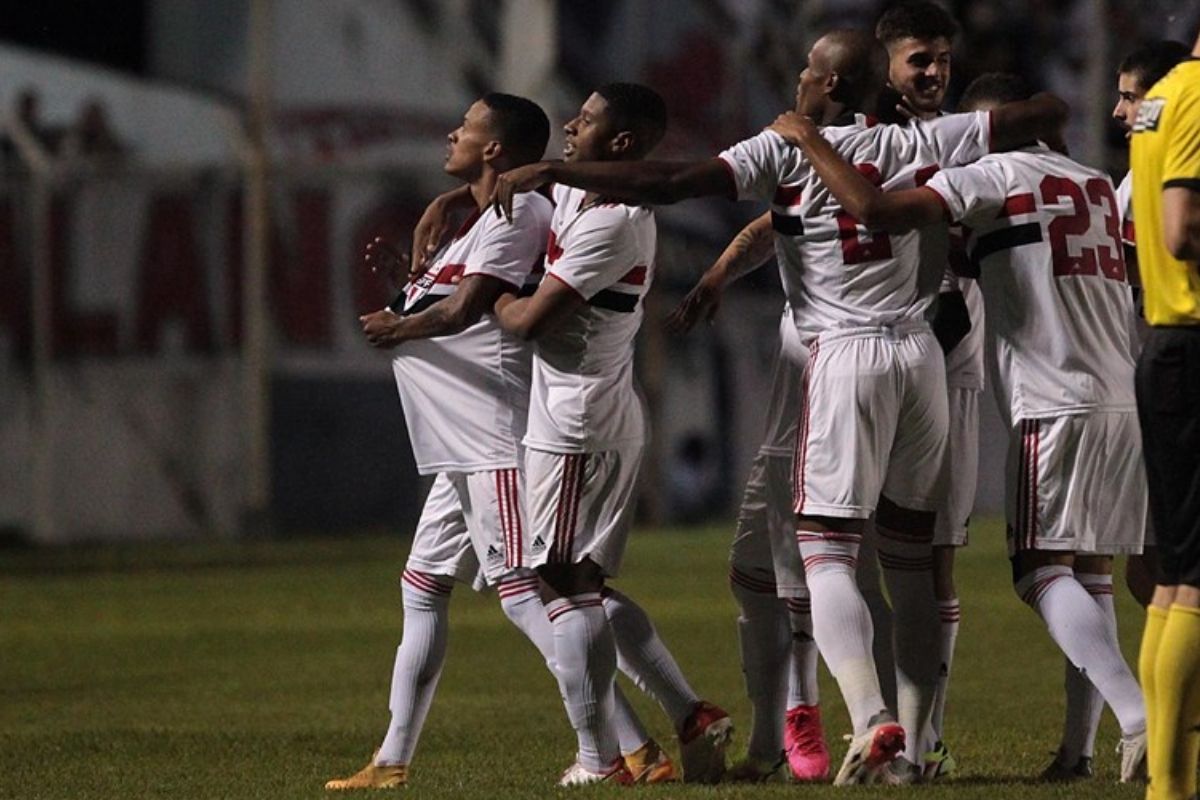 jogo do São Paulo x Vasco na Copinha