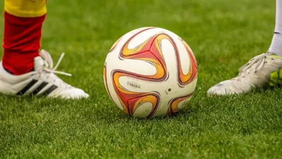 Jogos de hoje na TV: onde assistir futebol nesta segunda – 10/01