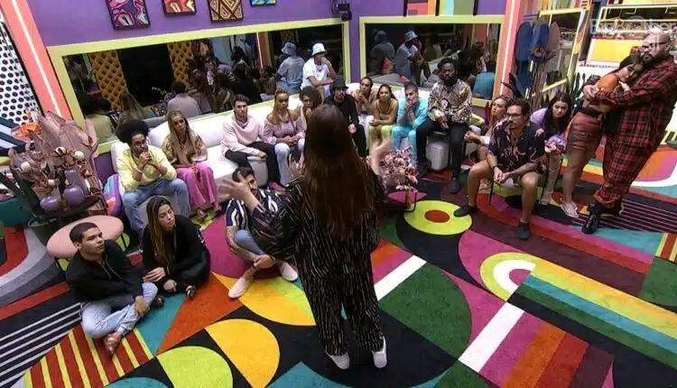 naiara azevedo saiu do bbb