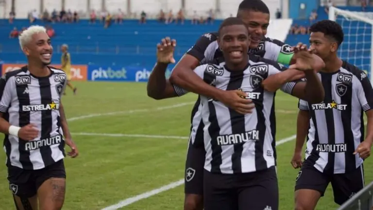 Jogo do Petrolina x Botafogo hoje: onde assistir a Copinha ao vivo (06/01)