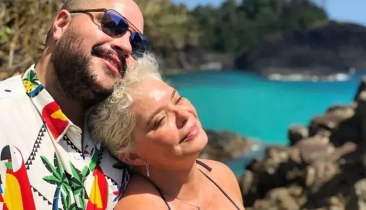 quem é a mãe de tiago abravanel neto do silvio santos