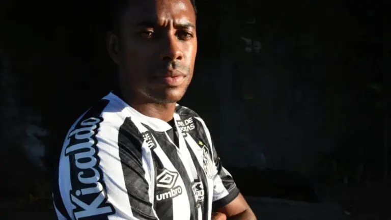 Robinho é condenado na Itália a 9 anos de prisão por violência sexual