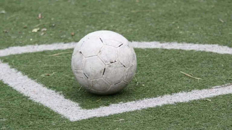 Jogos de hoje, quarta-feira 09/02: onde assistir ao vivo futebol e horário