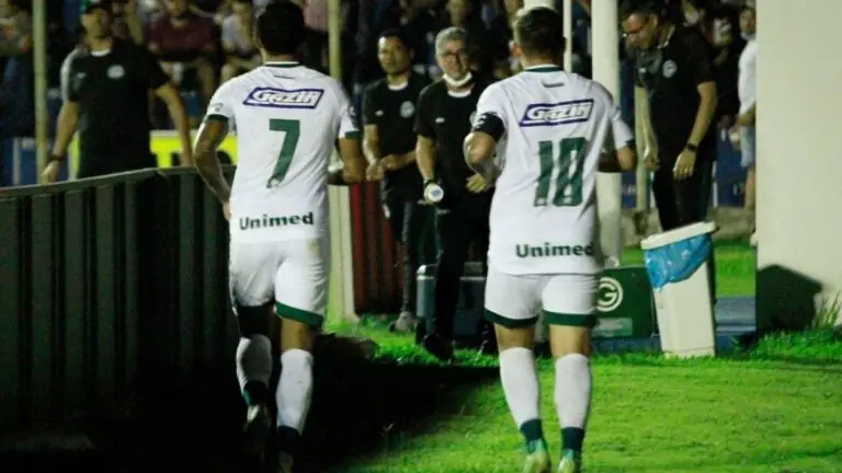 Horário e onde assistir jogo do Goiás x Goianésia hoje DE GRAÇA (12/02)