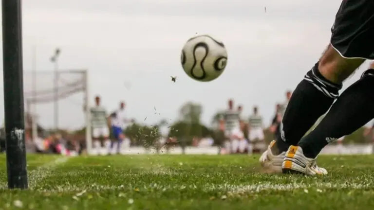 Quem joga hoje pelo Campeonato Carioca, domingo: onde assistir (13/02)