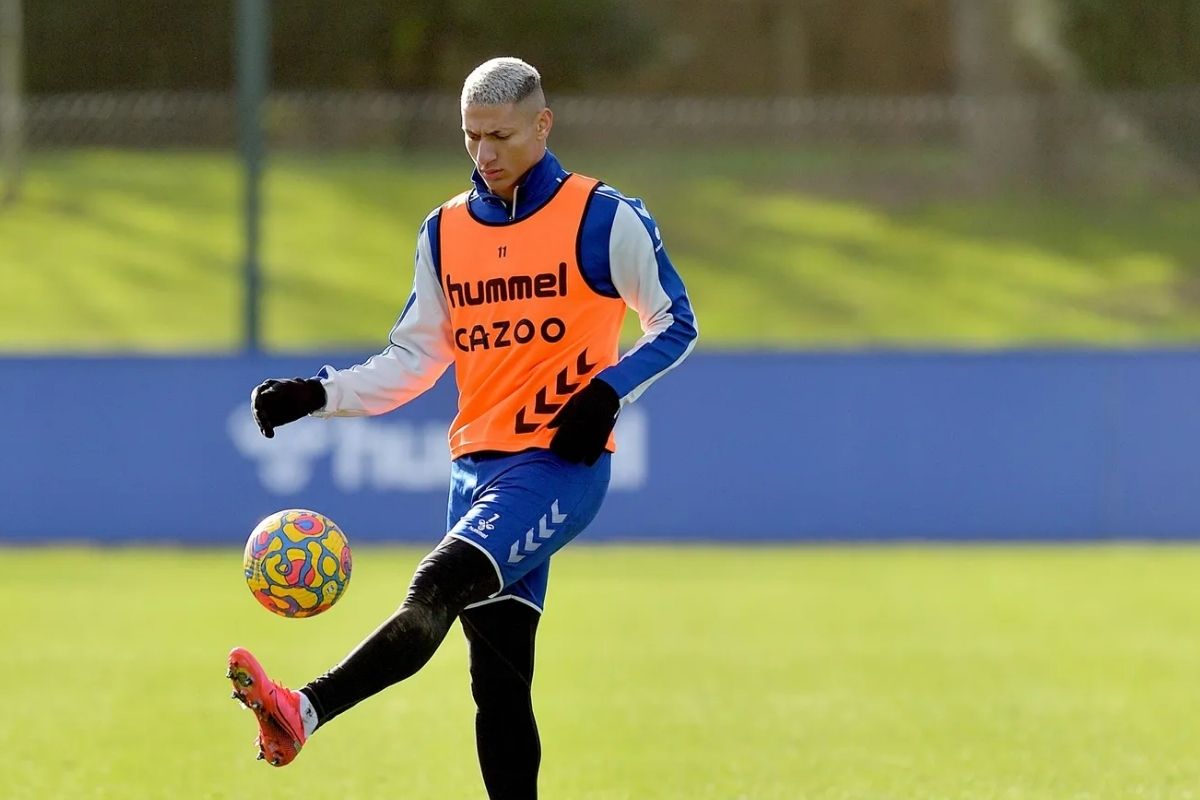 Everton x Leeds: onde assistir, horário e escalações hoje – 12/02