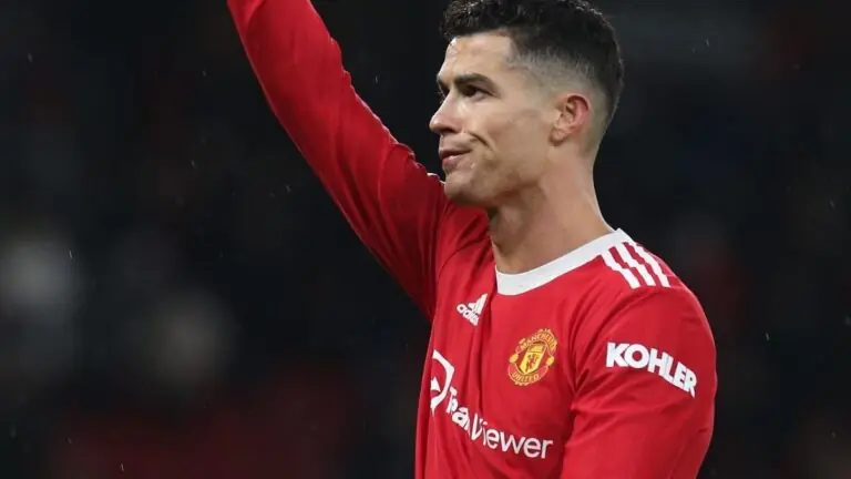 Que canal vai passar o jogo do Manchester United hoje na Champions?