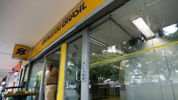Os bancos vão abrir no Carnaval 2022? O que abre e fecha no Brasil