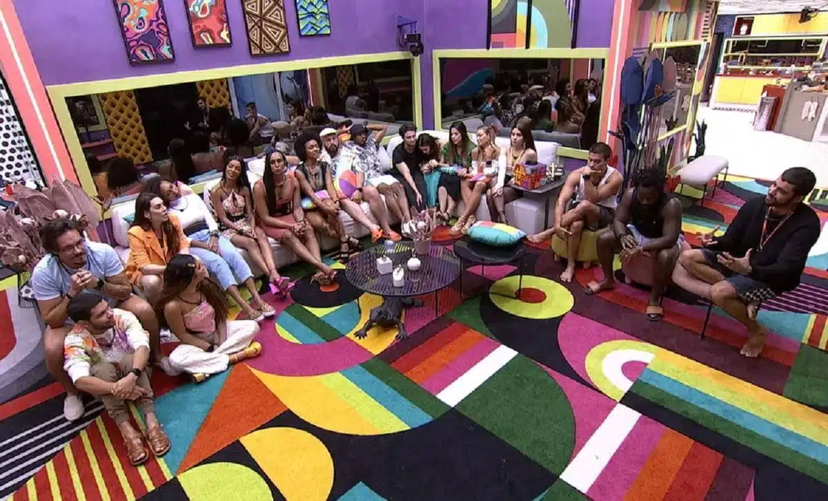 quem está saindo do BBB 22