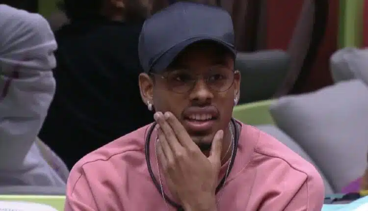 Que horas começa o BBB hoje