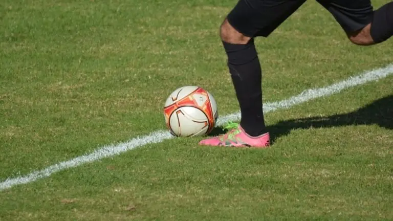 Jogos de hoje na TV: onde assistir futebol ao vivo nesta sexta-feira – 04/02