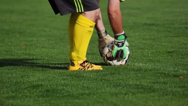 Jogos de hoje na TV: onde assistir futebol neste sábado – 05/02/2022