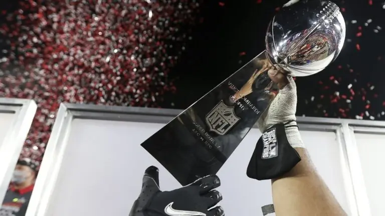 Que horas é o Super Bowl 2022 e onde vai passar a final ao vivo hoje