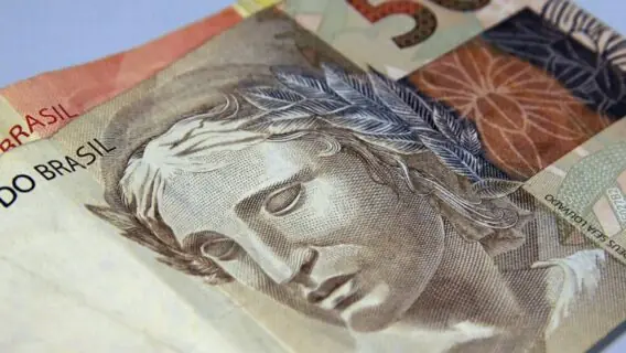 Que horas cai o PIS na conta da Caixa em 2022