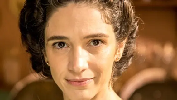 Roberta Gualda está em Além da Ilusão: conheça a personagem