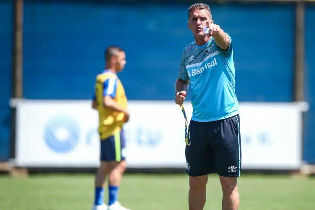 técnicos demitidos estaduais