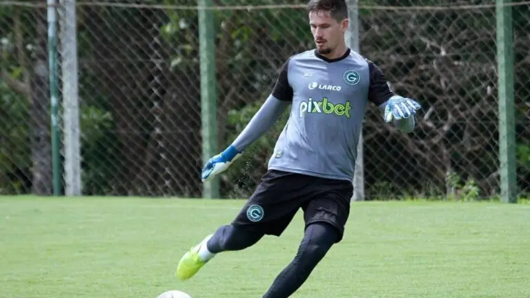 CRAC x Goiás: onde assistir e horário do jogo hoje (09/03)