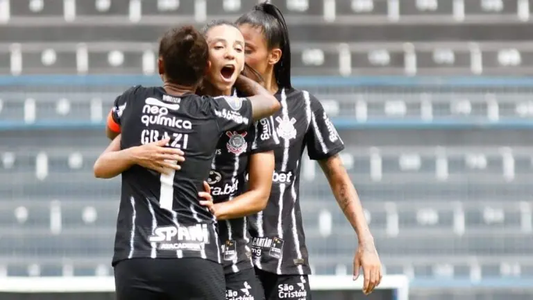 Corinthians e Cruzeiro feminino hoje: onde assistir ao vivo e horário 18/03