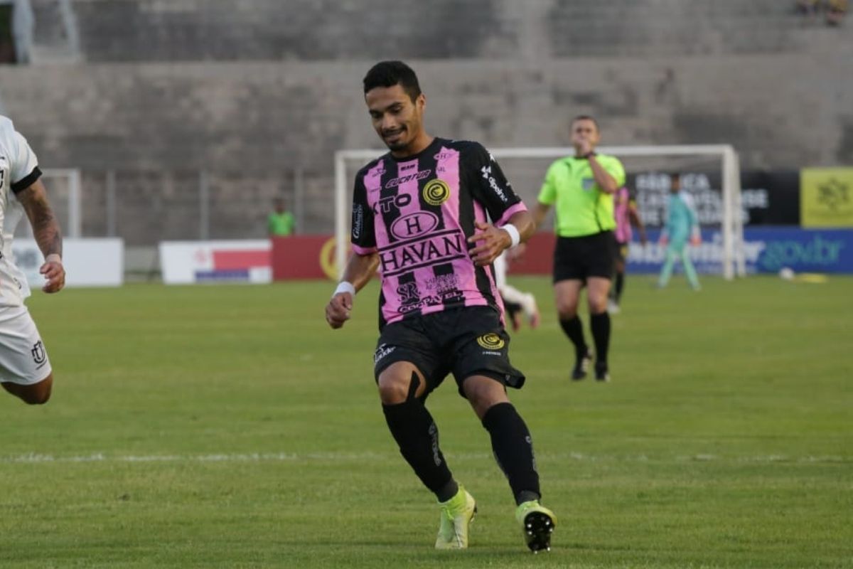 Onde assistir Tocantinópolis x FC Cascavel: transmissão e horário 16/03