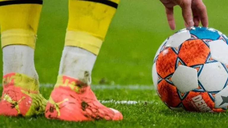 Onde assistir o jogo do Borussia Dortmund hoje de graça (13/03/2022)