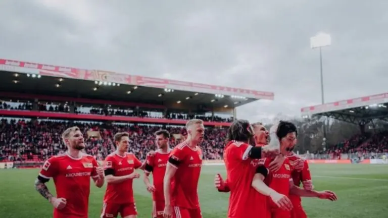 Union Berlin x St Pauli: onde assistir e horário do jogo de hoje (01/03)