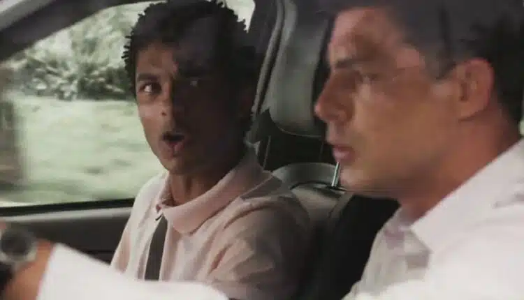 o que acontece com ravi na novela um lugar ao sol