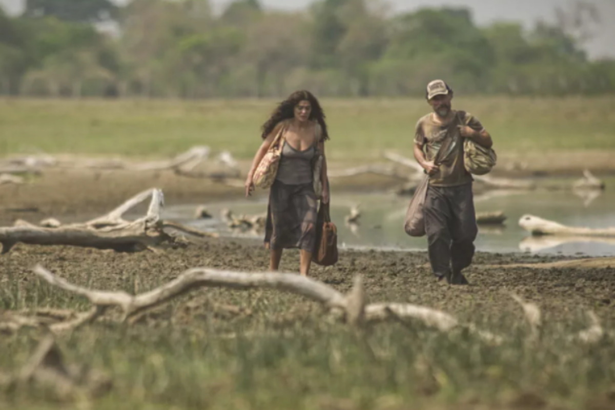 História da novela Pantanal tem conflito por terras e mulher que vira onça história novela pantanal