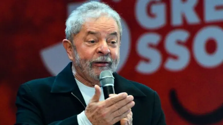 10 famosos que apoiam Lula nas eleições 2022