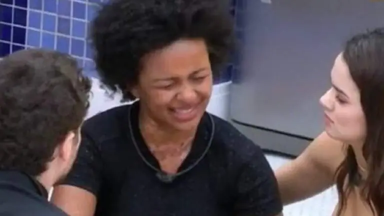 Natália foi expulsa do BBB 22? Web vê agressão em Jessi