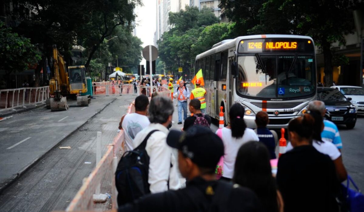 Não vai ter greve de ônibus amanhã em São Paulo