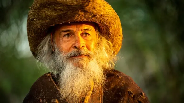 Quem é o velho do rio na novela Pantanal