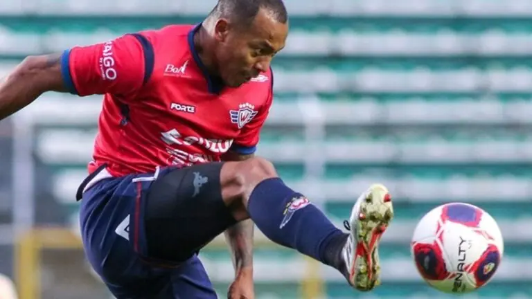 Jorge Wilstermann x Ayacucho: onde assistir e horário do jogo hoje (13/04)