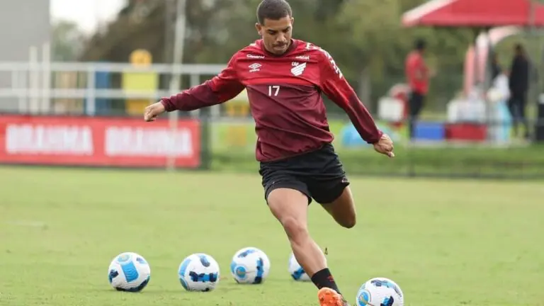 Onde assistir Caracas x Athletico PR ao vivo e horário da Libertadores