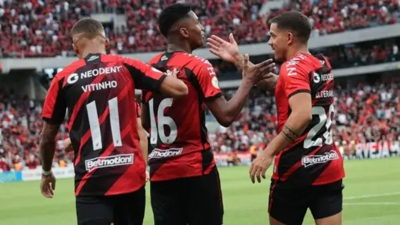 Onde vai passar Libertad x Athletico PR ao vivo e horário hoje (26/04)