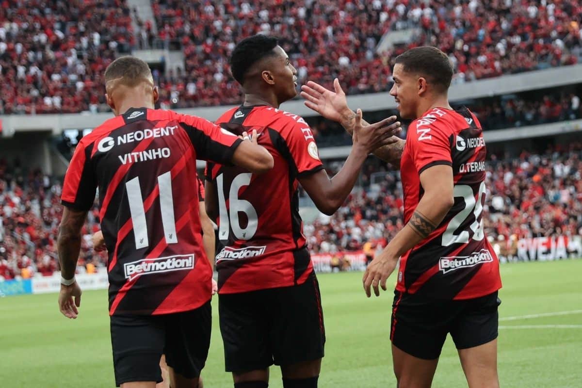 Onde vai passar Libertad x Athletico PR ao vivo e horário hoje (26/04)