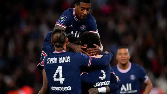 PSG é campeão francês! Com gol de Messi, time conquista 10º título