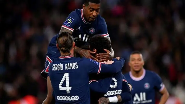 PSG é campeão francês! Com gol de Messi, time conquista 10º título