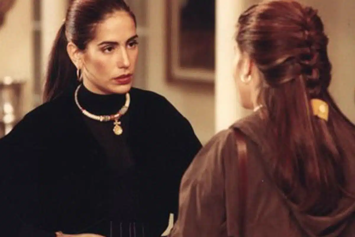 Qual a praia de Mulheres de Areia