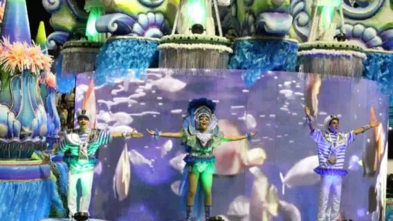 Desfile das campeãs SP no sábado: horário e onde assistir