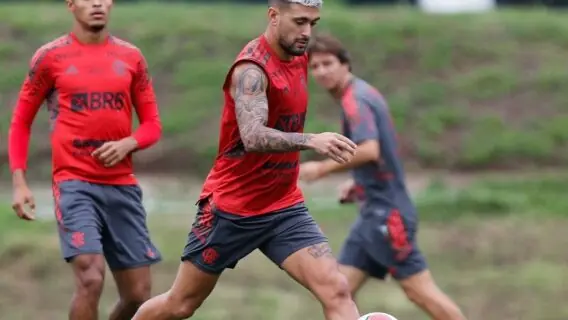 Jogos de hoje na TV: onde assistir e horário do futebol no sábado (02/04)