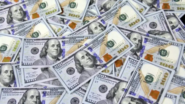 Quem é a pessoa mais rica do mundo em 2022?