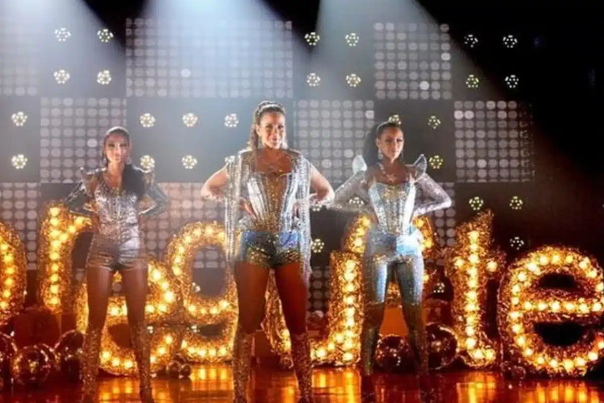 cheias de charme elenco hoje