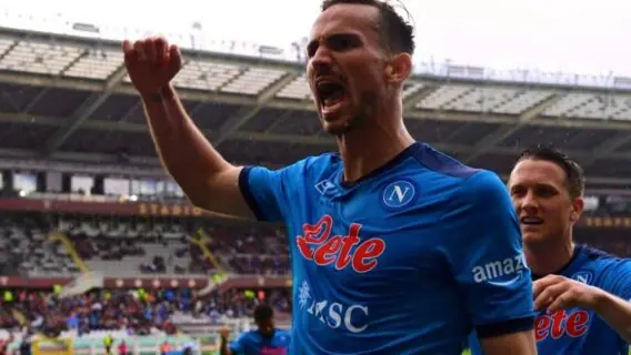 Onde assistir Napoli x Genoa ao vivo, horário e escalações (15/05)