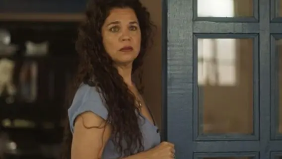 Final de Maria Bruaca na novela Pantanal é ao lado de Tenório ou Alcides?