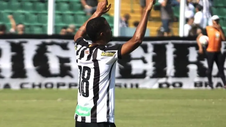 Onde assistir Brasil de Pelotas x Figueirense ao vivo e horário (21/05)